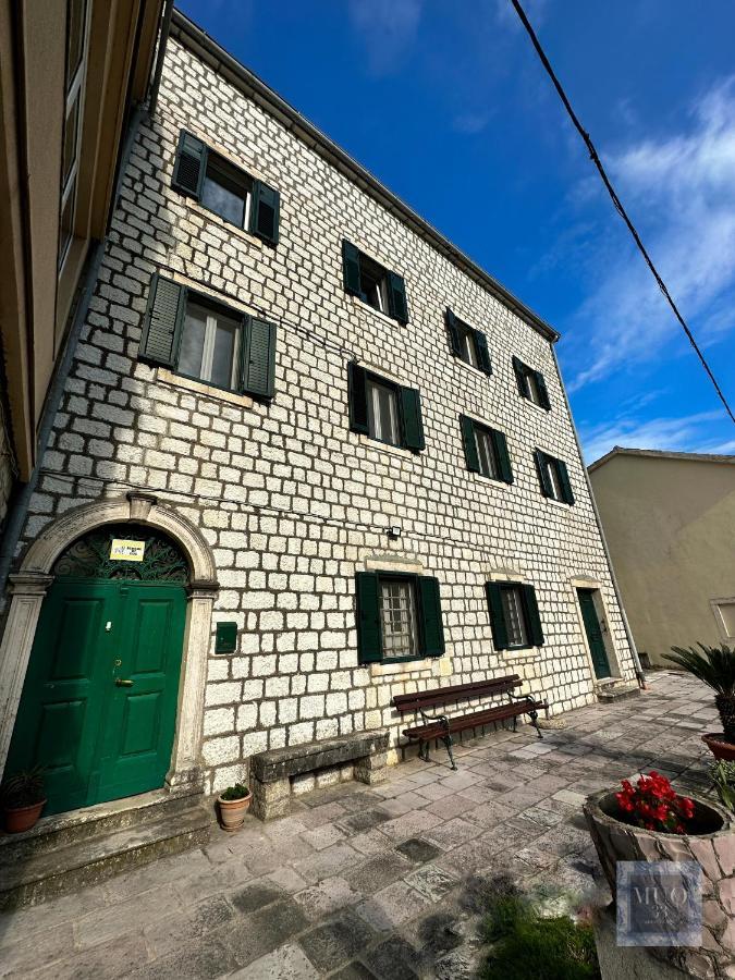 Muo 33 Apartments Котор Екстер'єр фото